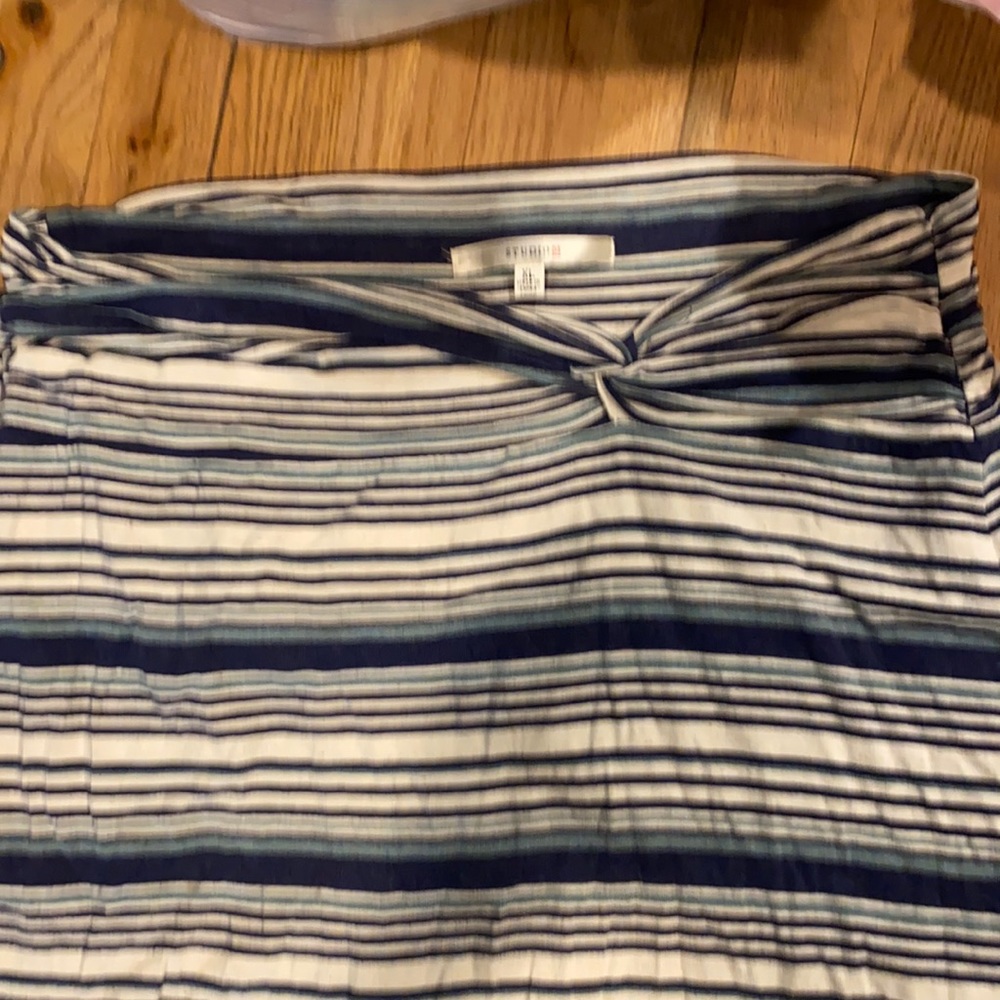 Twist waist XL studio M long skirt